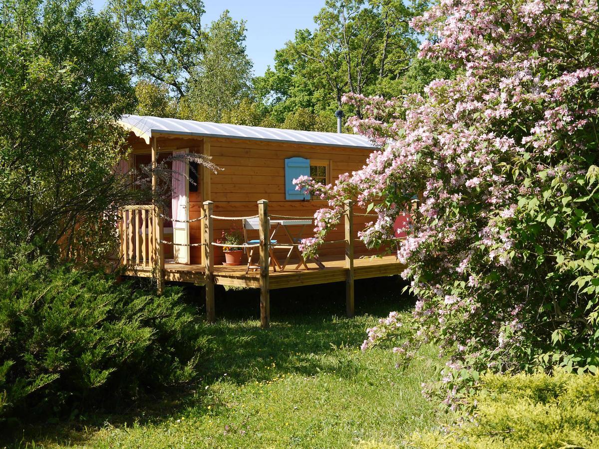 Coutillard Parisot  Exterior photo